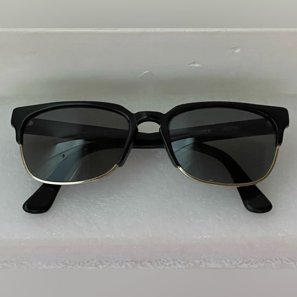 DKNY Vintage 90s Women Clubmaster Sunglasses